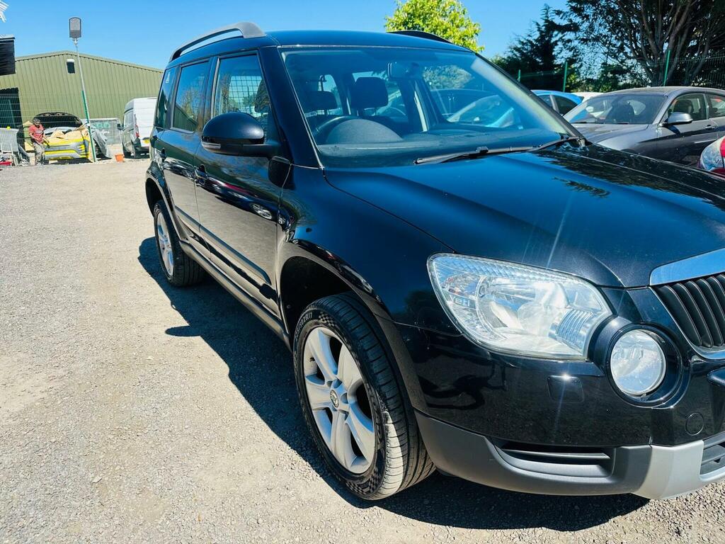 Skoda Yeti Suv 1.2 Tsi Se Plus Euro 5 201363 Black #6