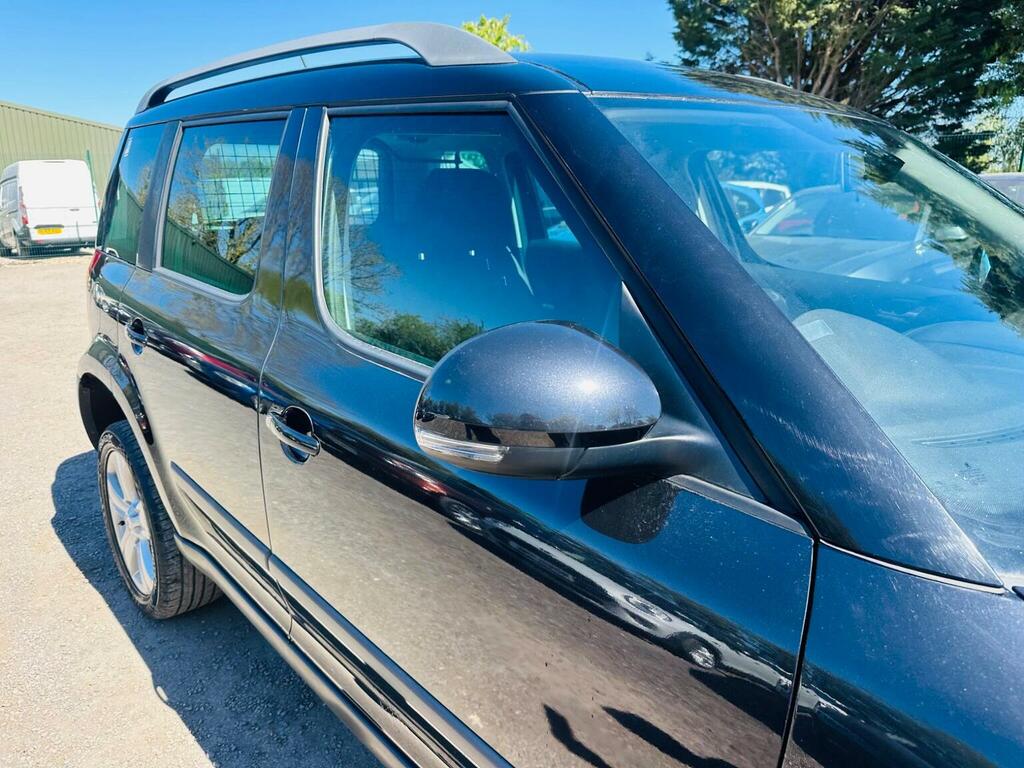 Skoda Yeti Suv 1.2 Tsi Se Plus Euro 5 201363 Black #5