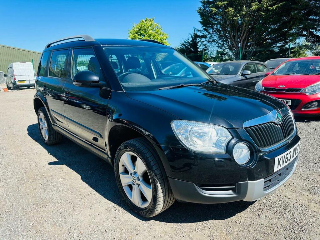 Skoda Yeti Suv 1.2 Tsi Se Plus Euro 5 201363 Black