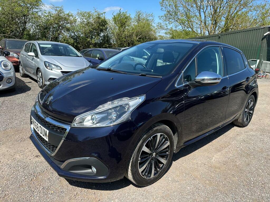 Peugeot 208 Hatchback 1.2 Puretech Allure Premium Euro 6 Ss MK68OUM Blue #4