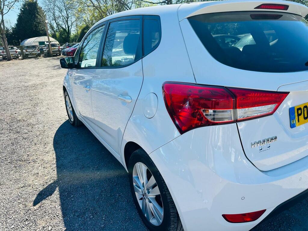 Hyundai Ix20 Hatchback 1.4 Style Euro 5 Ss 201363 PO63RXB White #6