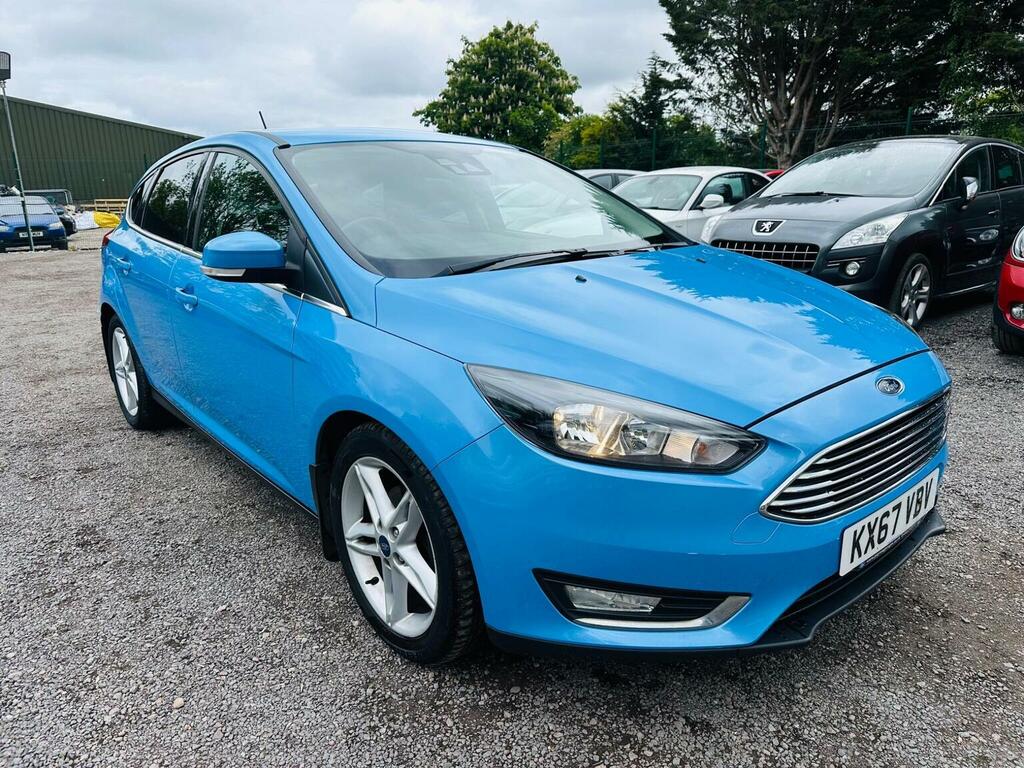Ford Focus Hatchback 1.0T Ecoboost Titanium Euro 6 Ss Blue
