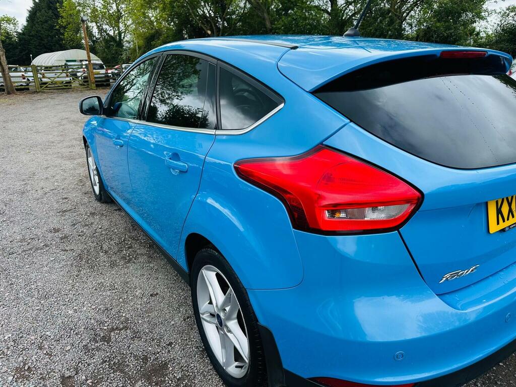 Ford Focus Hatchback 1.0T Ecoboost Titanium Euro 6 Ss KX67VBV Blue #5