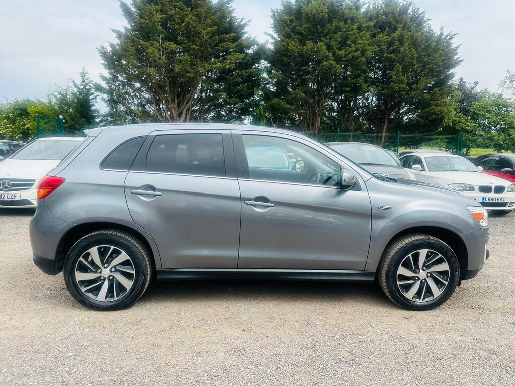 Mitsubishi ASX Asx 3 Di-d White #12