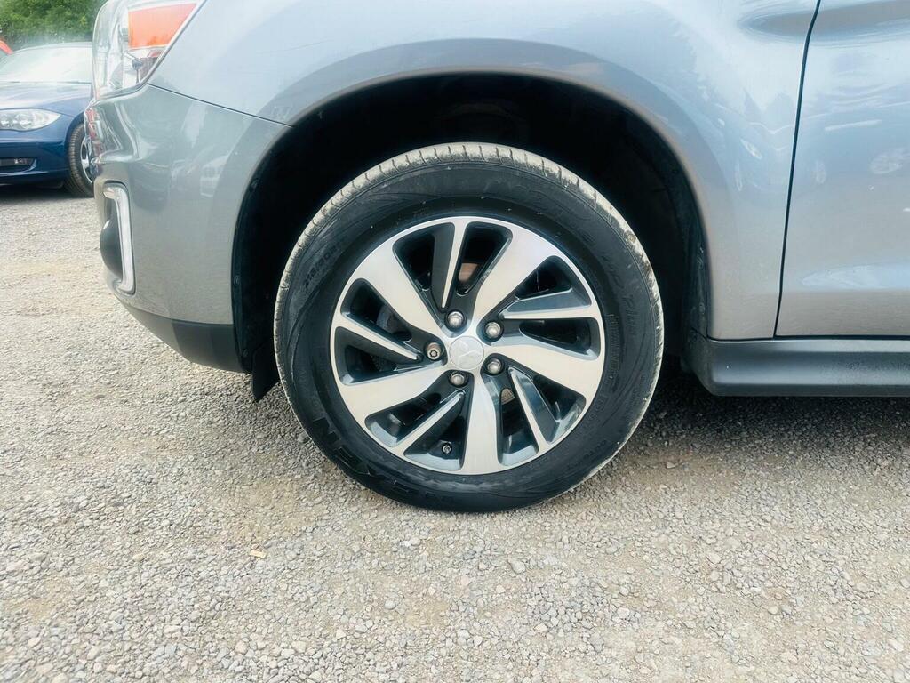 Mitsubishi ASX Asx 3 Di-d White #30
