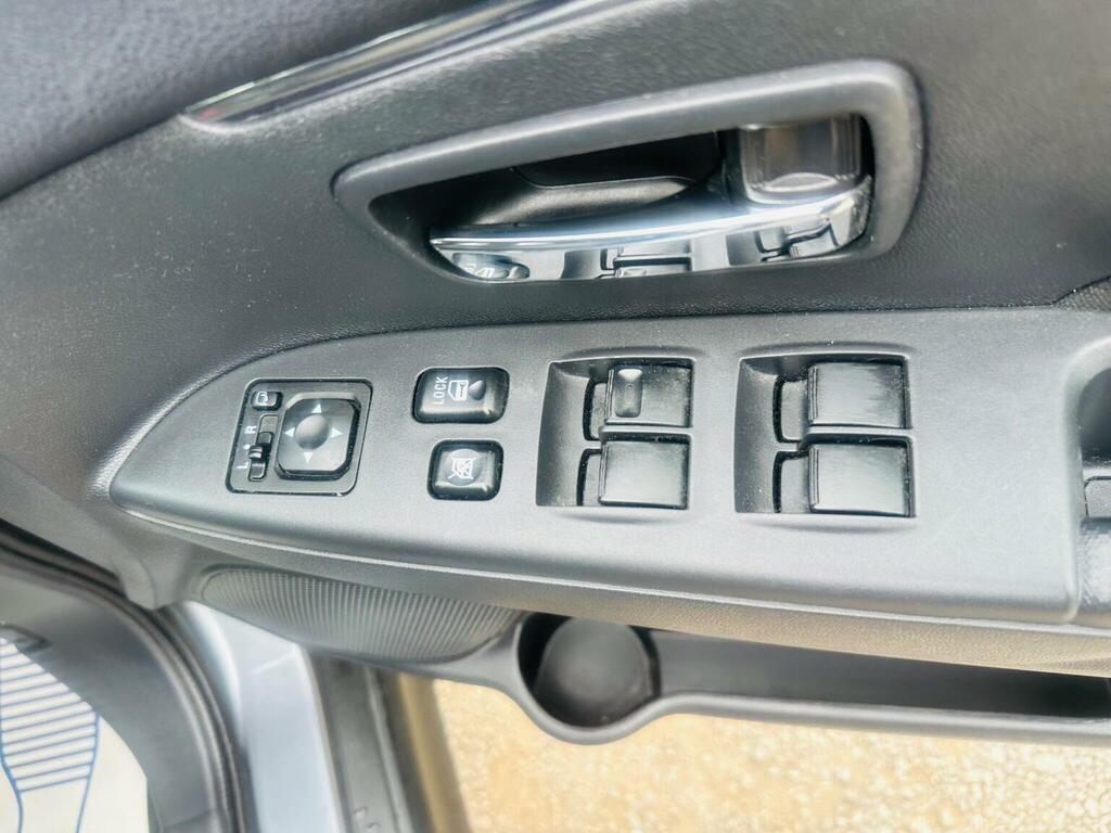 Mitsubishi ASX Asx 3 Di-d White #28