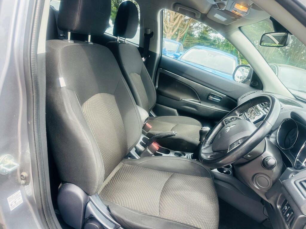 Mitsubishi ASX Asx 3 Di-d White #21