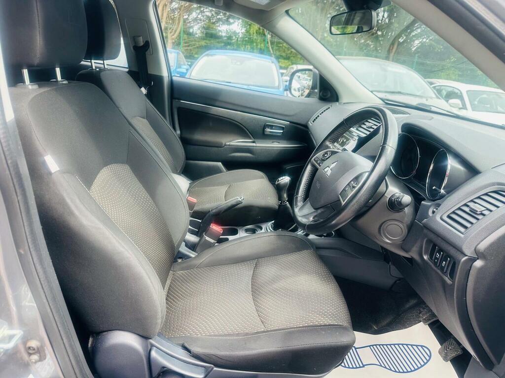 Mitsubishi ASX Asx 3 Di-d White #20