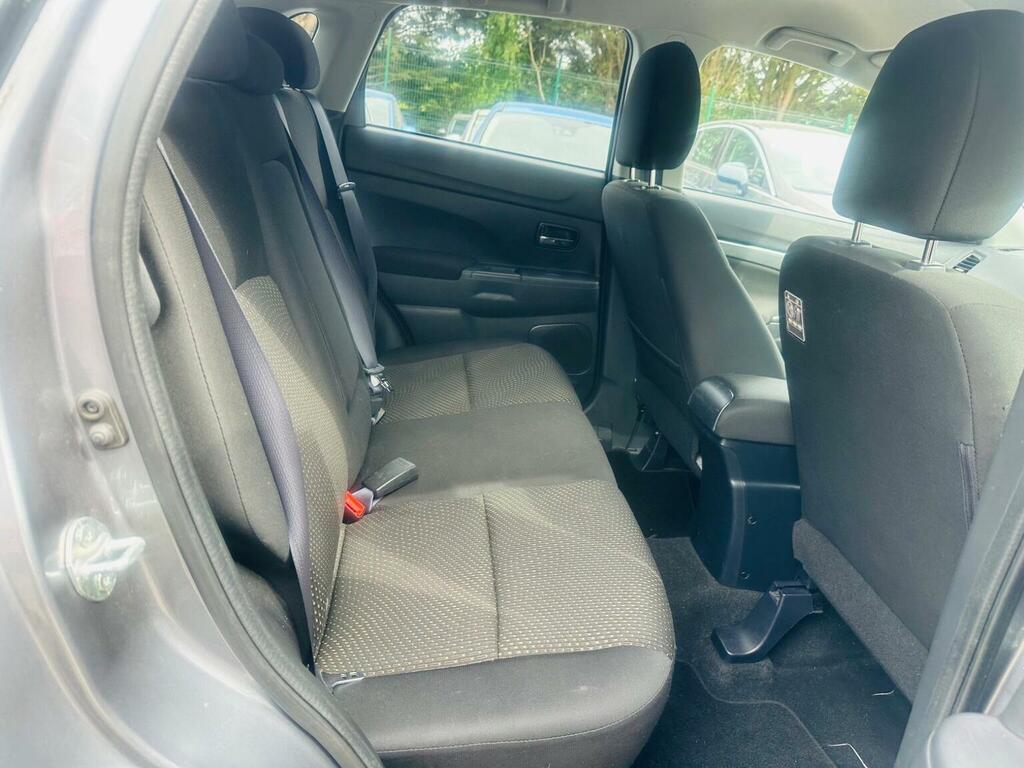 Mitsubishi ASX Asx 3 Di-d White #23
