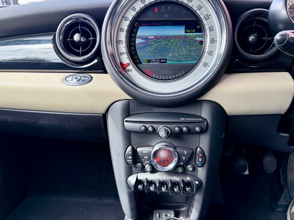 Mini Convertible 1.6 Cooper Convertible Euro 6 S White #4