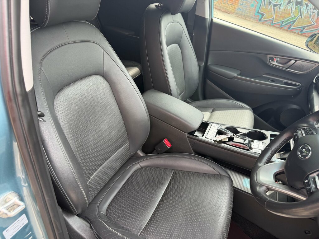 Hyundai Kona 64Kwh Premium Se Suv 204 Ps RL19AEE Blue #4