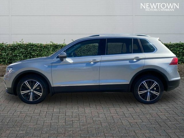 Volkswagen Tiguan 2.0 Tdi Se Navigation Suv Dsg 4Motion E VK18BVZ Silver #4