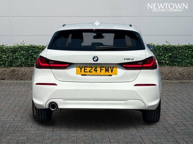 BMW 1 Series 1.5 116D Se Lcp Hatchback Dct Euro 6 YE24FMV White #6