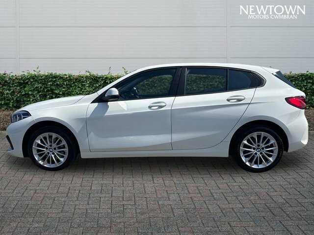 BMW 1 Series 1.5 116D Se Lcp Hatchback Dct Euro 6 YE24FMV White #4