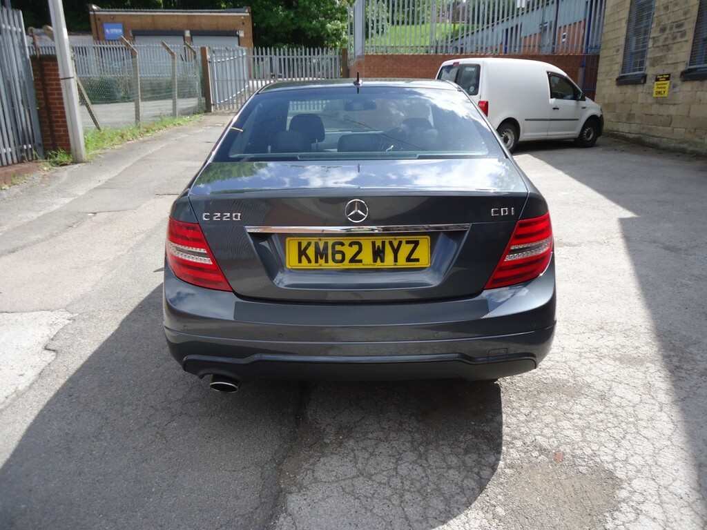 Mercedes-Benz C Class Saloon 2.1 C220 Cdi Blueefficiency Amg Sport 2012 KM62WYZ Grey #4