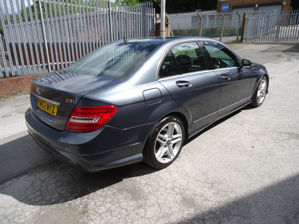 Mercedes-Benz C Class Saloon 2.1 C220 Cdi Blueefficiency Amg Sport 2012 KM62WYZ Grey #3