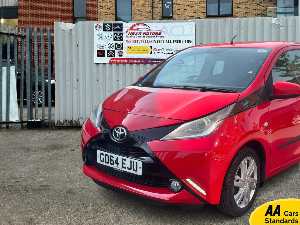 Toyota Aygo 1.0 Vvt-i X-pression Hatchback X-shift GD64EJU Red #3