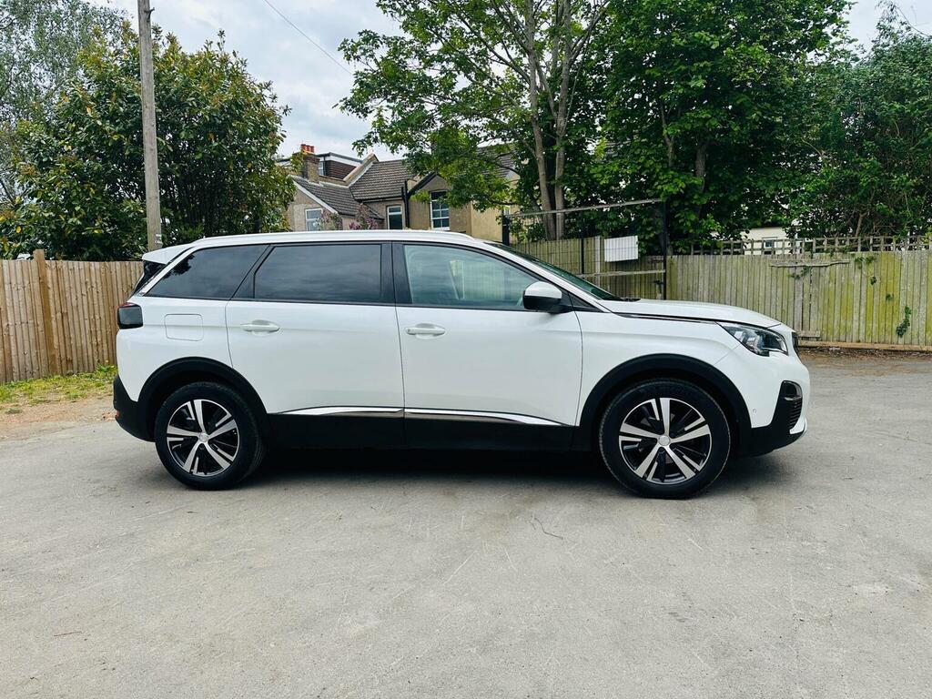 Peugeot 5008 Suv 1.2 Puretech Allure Eat Euro 6 Ss 2020 White #3