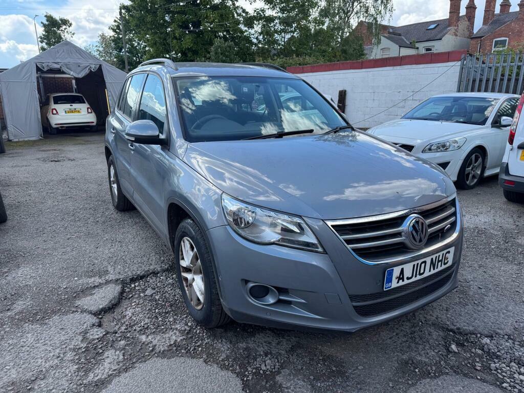 Volkswagen Tiguan 2.0 Tdi S 4Wd Euro 5 AJ10NHC Grey #2