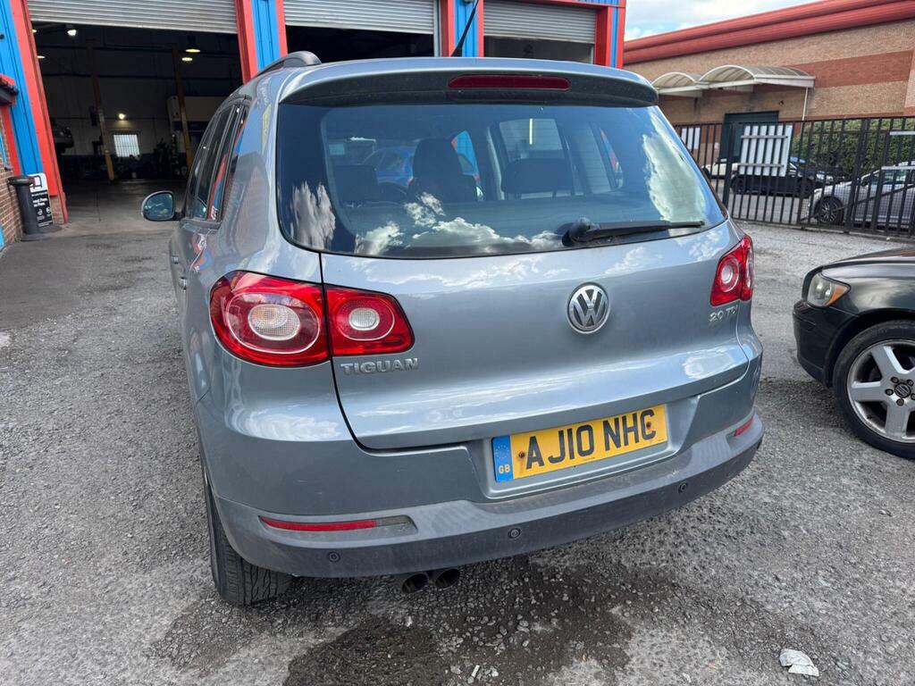 Volkswagen Tiguan 2.0 Tdi S 4Wd Euro 5 AJ10NHC Grey #5