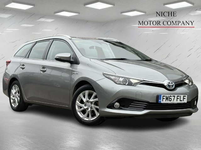 Toyota Auris Vvt-h Icon Tech Touring Grey