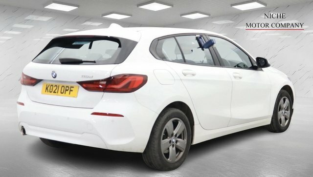BMW 1 Series 116D Se Lcp Dct KO21OPF White #4
