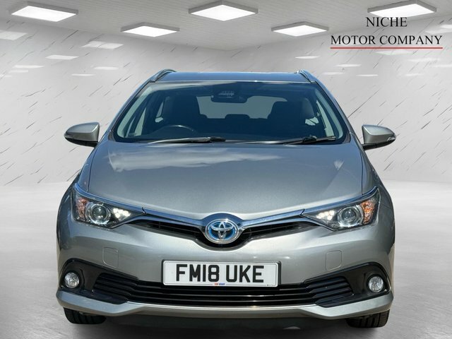 Toyota Auris Vvt-h Icon Tech Touring FM18UKE Grey #2