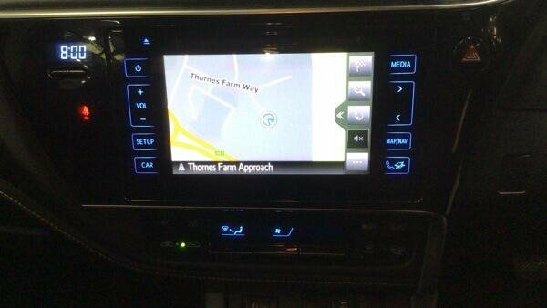 Toyota Auris Vvt-h Icon Tech Touring MT68WTE Silver #3