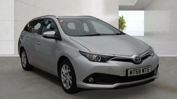 Toyota Auris Vvt-h Icon Tech Touring Silver