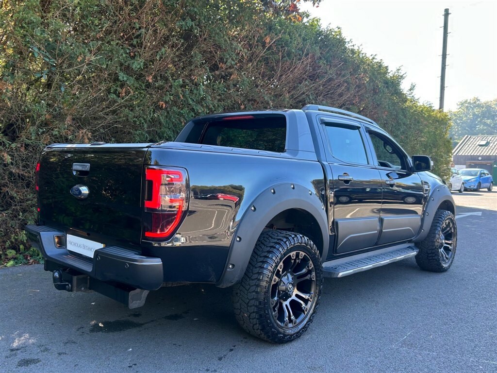 Ford Ranger 3.2 Tdci Wildtrak Pickup Double Cab Aut YR68KHG Black #3