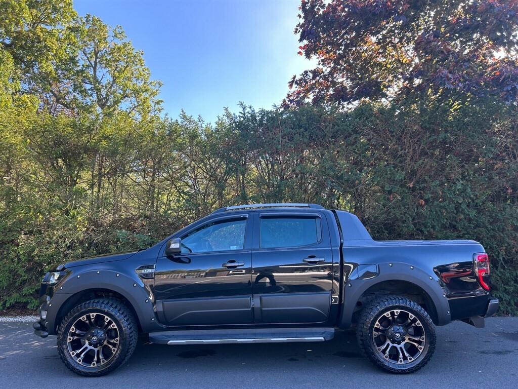 Ford Ranger 3.2 Tdci Wildtrak Pickup Double Cab Aut YR68KHG Black #5