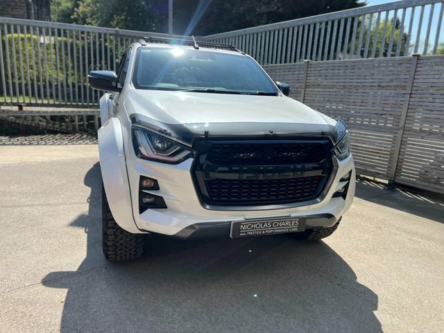 Isuzu D-Max Pickup YP72TWZ White #5