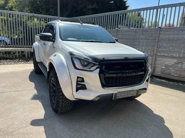 Isuzu D-Max Pickup YP72TWZ White #4