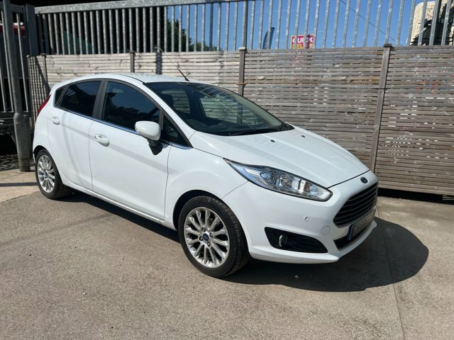 Ford Fiesta Hatchback EJ63YLN White #2