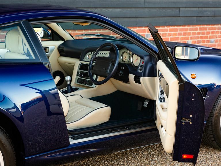 Aston Martin V8 5.3 2dr Black #30