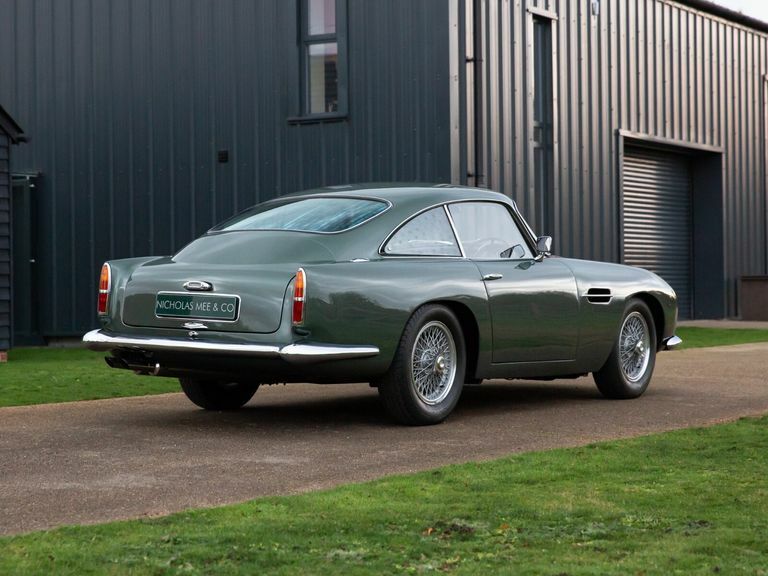 Aston Martin DB4 Coupe Green #4