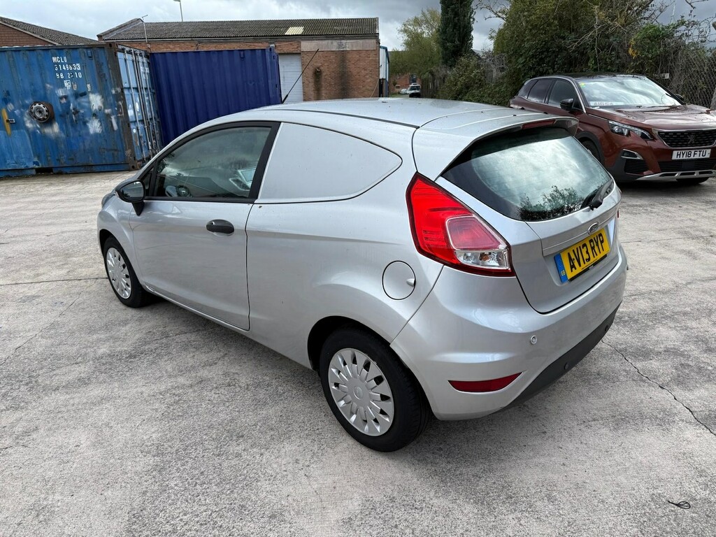 Ford Fiesta 1.6 Tdci Econetic Van 12 Months Mot No Vat AV13RYP Silver #2