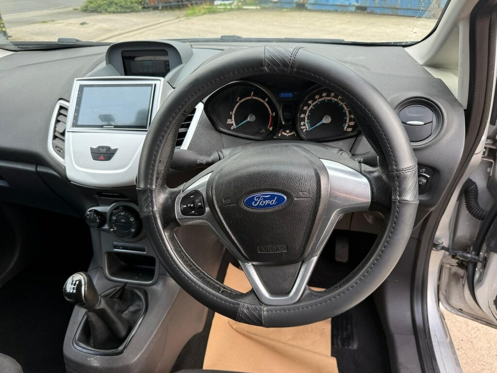 Ford Fiesta 1.6 Tdci Econetic Van 12 Months Mot No Vat AV13RYP Silver #3