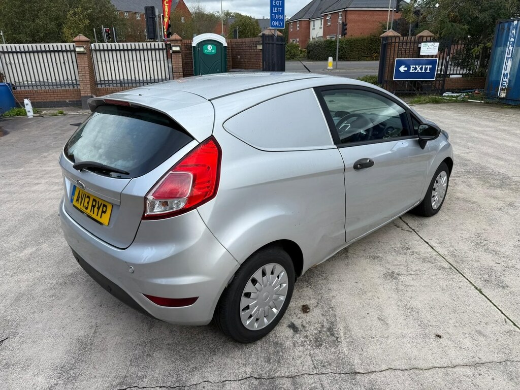 Ford Fiesta 1.6 Tdci Econetic Van 12 Months Mot No Vat AV13RYP Silver #5