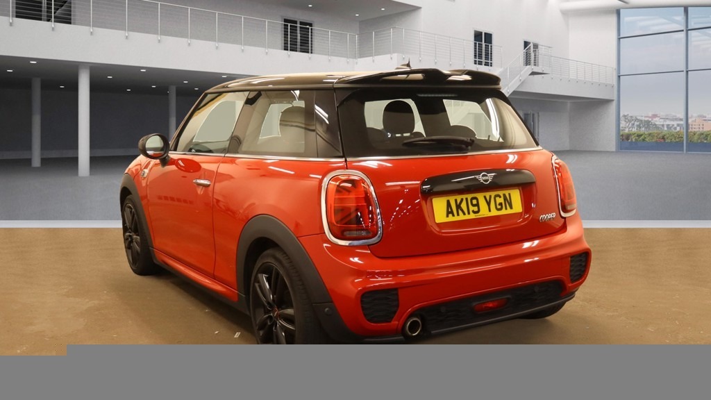 Mini Hatch 1.5 Cooper Sport II Chili Black Pk Jcw AK19YGN Red #2