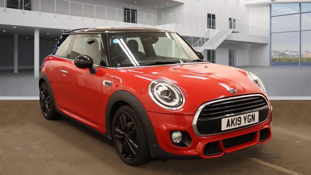 Mini Hatch 1.5 Cooper Sport II Chili Black Pk Jcw Red