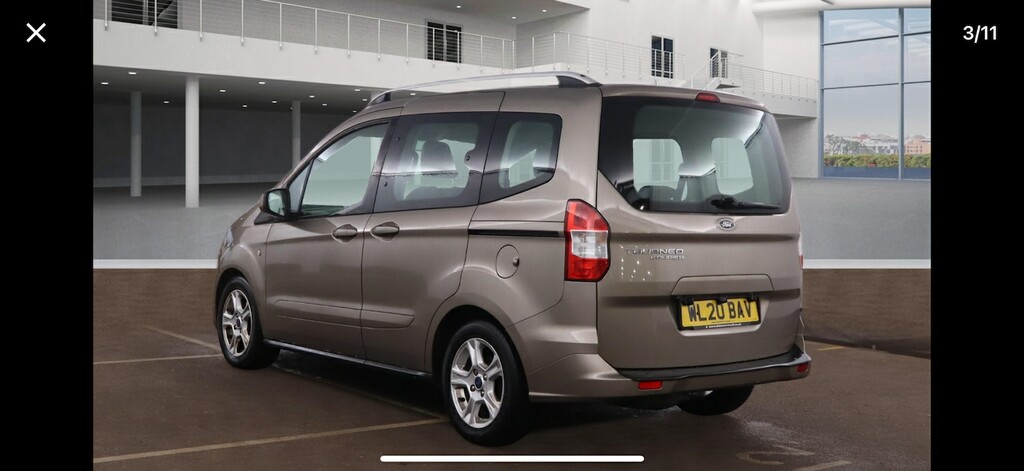Ford Tourneo Courier 1.5 Tdci Zetec Silver #3