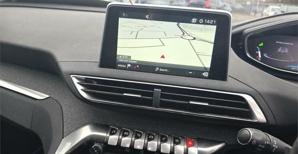 Peugeot 3008 1.5 Bluehdi Allure Eat8 Nav Camera Half KO68WLA Blue #4
