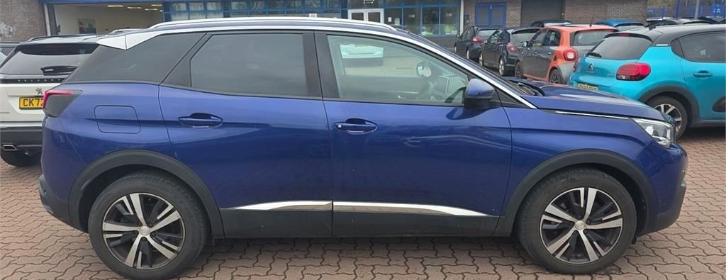 Peugeot 3008 1.5 Bluehdi Allure Eat8 Nav Camera Half Blue