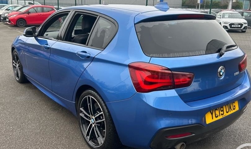 BMW 1 Series 118I M Sport Shadow Edition Nav Ulez Le YC19UKG Blue #6