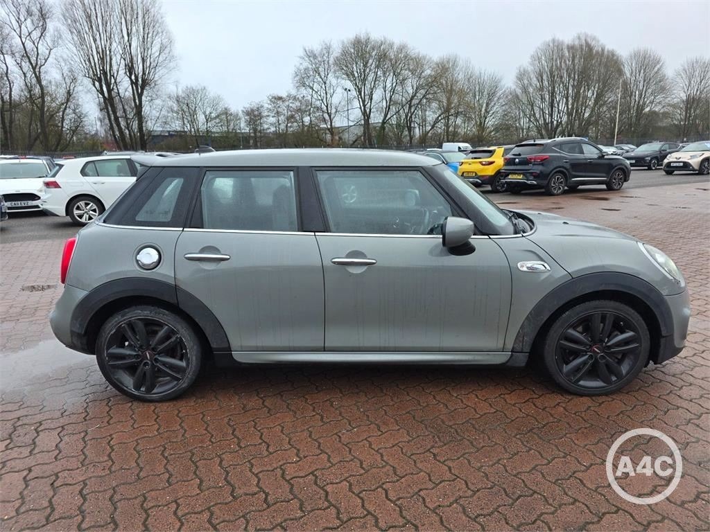 Mini Hatch 2.0 Cooper S Sport II Nav Comfort Jcw P Grey