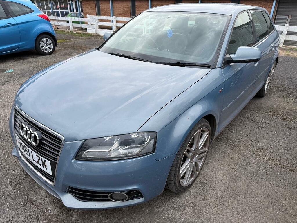 Audi A3 2.0 Tdi S Line Start Stop VN61LZK Blue #4
