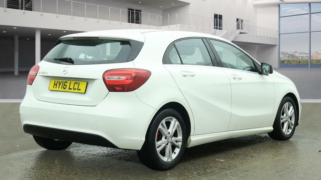 Mercedes-Benz A Class A180d Se Leather Ulez 20 Tax 80 Mpg HY16LCL White #6