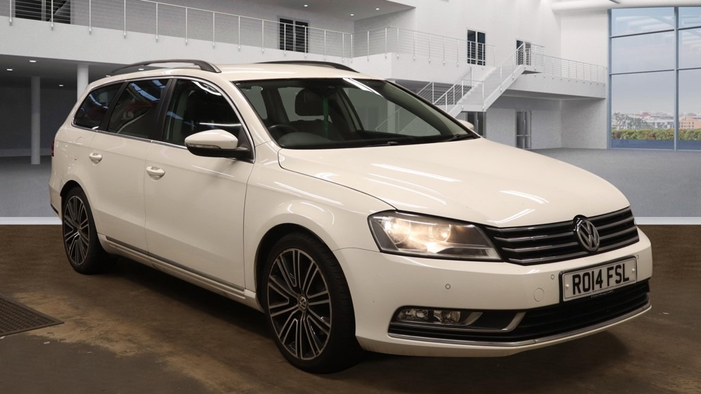 Volkswagen Passat 2.0 Tdi Bmt Executive Dsg Nav Leather 9 White