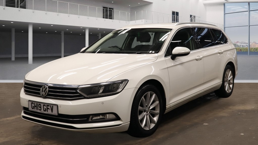 Volkswagen Passat 1.5 Tsi Evo 150 Se Business Nav Car Net A GH19GFV White #5